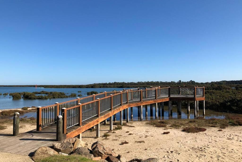 That Seaside Cottage - Fully Equipped Home, 4 Bedrooms On The Foreshore Tooradin ภายนอก รูปภาพ
