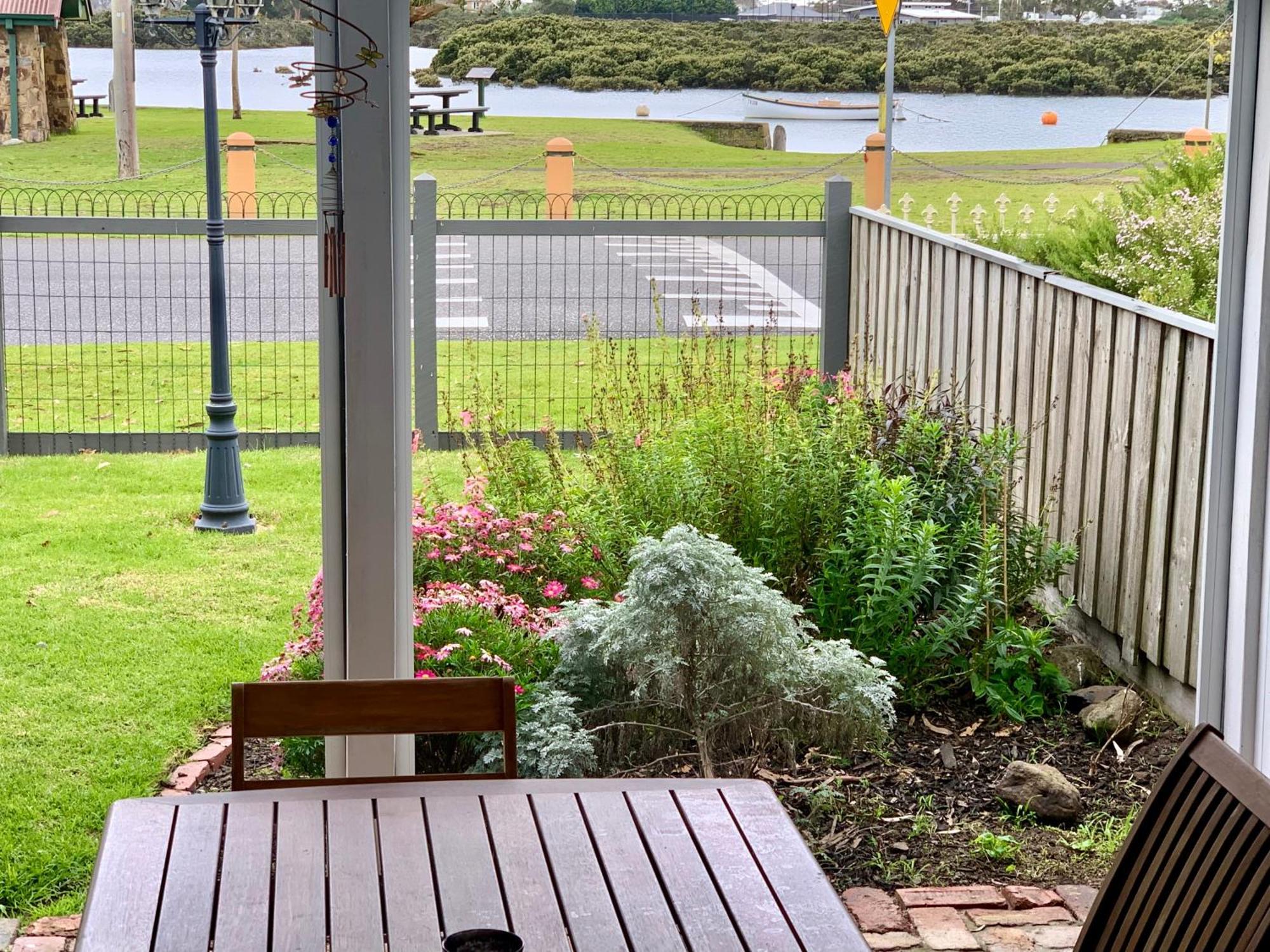 That Seaside Cottage - Fully Equipped Home, 4 Bedrooms On The Foreshore Tooradin ภายนอก รูปภาพ